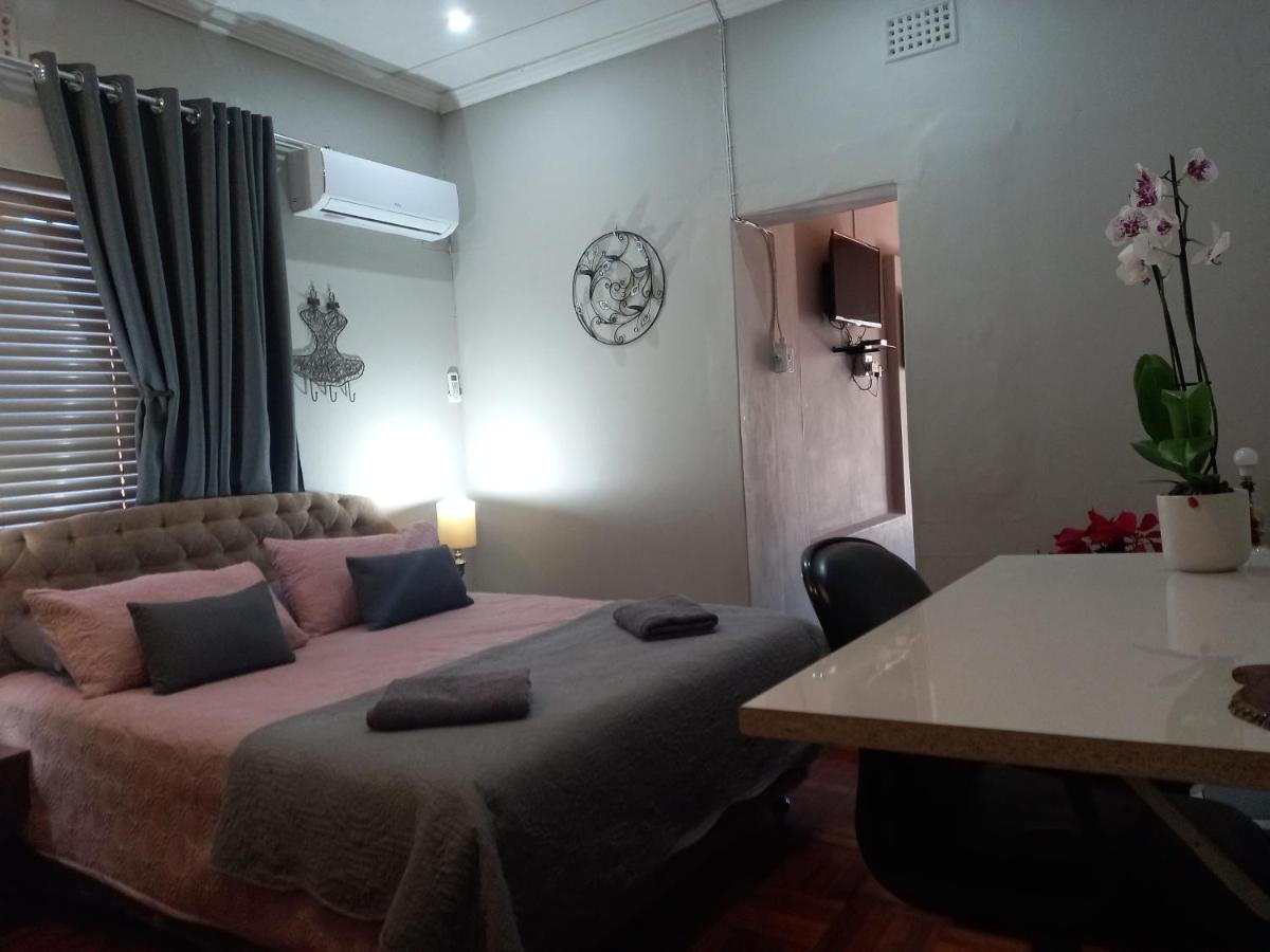 Mountainia Inn วุสเตอร์ ภายนอก รูปภาพ